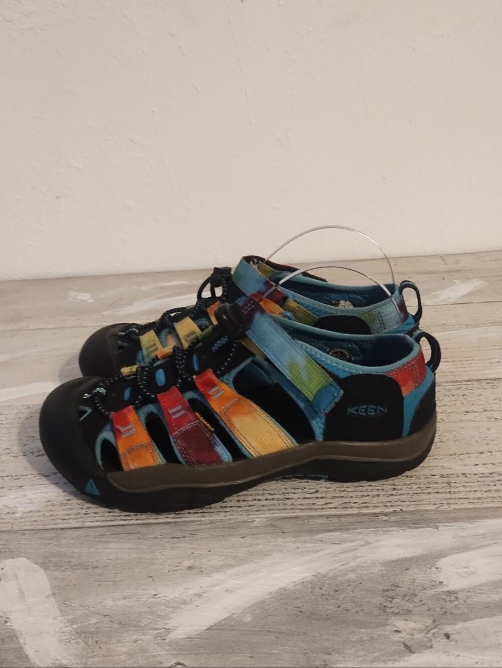 Keen Newport H2 Kids Rainbow Sandals Water U.S.A Shoes Size 3)